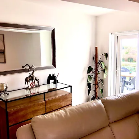 Great Location Very Spacious. Sea And Castle View * Marazion