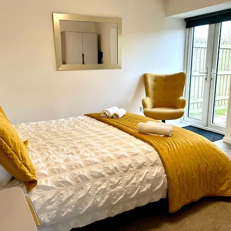 Great Location Very Spacious. Sea And Castle View *