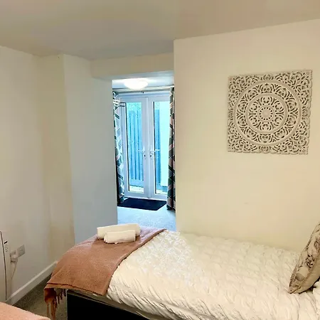 Great Location Very Spacious. Sea And Castle View Marazion