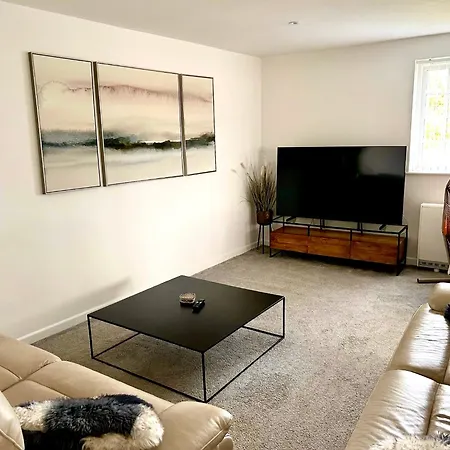 Great Location Very Spacious. Sea And Castle View